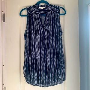 Sleeveless two button blouse